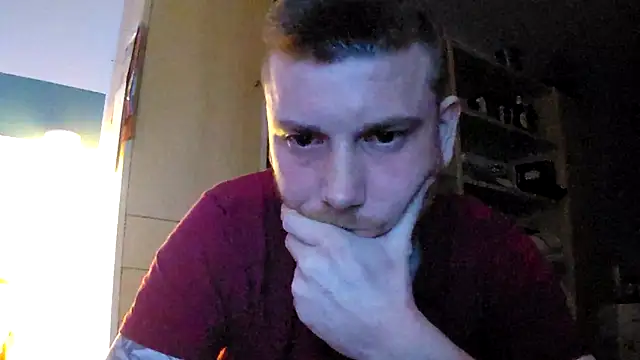 Snapshot of Foxtrott_242 chatting on November 2025 01:37:02 AM Foxtrott 242 online show from November 2025 01:37:02 AM