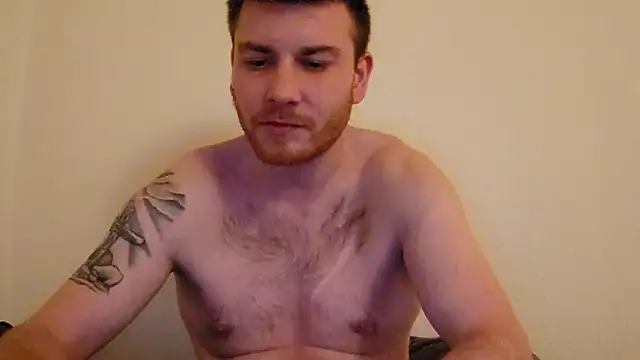 Snapshot of Foxtrott_242 chatting on February 2026 12:14:02 AM Foxtrott 242 online show from February 2026 12:14:02 AM