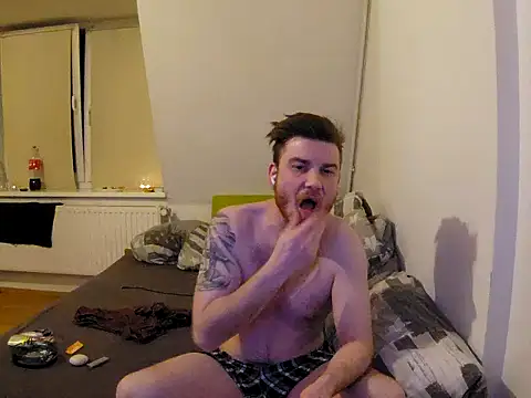 Foxtrott 242 online show from March 2026 02:06:01 AM