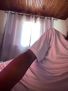 Mineirinho043 online show from February 2026 01:43:01 PM