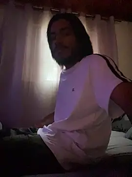 Mineirinho043 online show from March 2026 08:47:02 PM