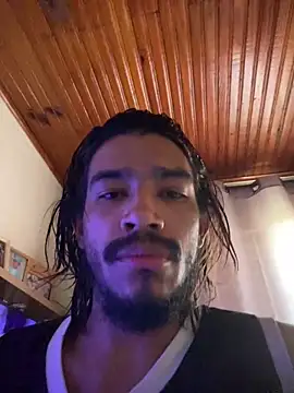 Mineirinho043 online show from May 2026 02:21:02 PM