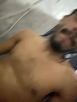 Mineirinho043 online show from May 2026 06:25:02 PM