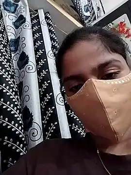 fuungirl38 online show from September 2025 06:41:02 PM