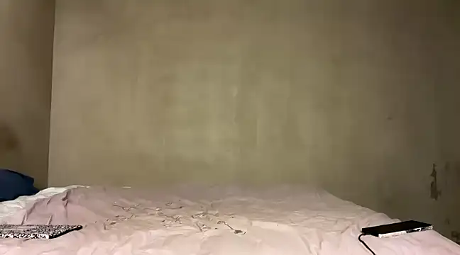 Snapshot of SophieStarShine chatting on March 2025 10:34:02 PM SophieStarShine online show from March 2025 10:34:02 PM