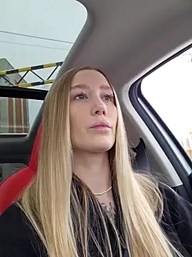 Snapshot of Pussy_Drive03 chatting on February 2025 05:25:01 AM Pussy Drive03 online show from February 2025 05:25:01 AM