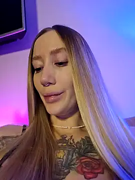 Snapshot of Pussy_Drive03 chatting on February 2025 12:37:02 AM Pussy Drive03 online show from February 2025 12:37:02 AM