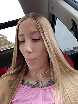 Snapshot of Pussy_Drive03 chatting on February 2025 05:58:01 AM Pussy Drive03 online show from February 2025 05:58:01 AM