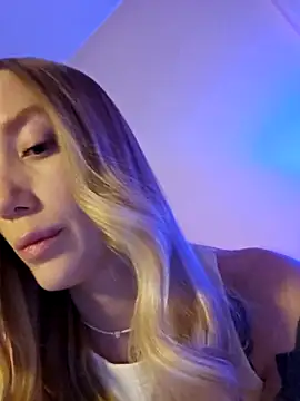 Snapshot of Pussy_Drive03 chatting on February 2025 12:36:01 PM Pussy Drive03 online show from February 2025 12:36:01 PM