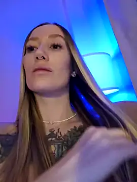 Snapshot of Pussy_Drive03 chatting on February 2025 03:18:02 PM Pussy Drive03 online show from February 2025 03:18:02 PM