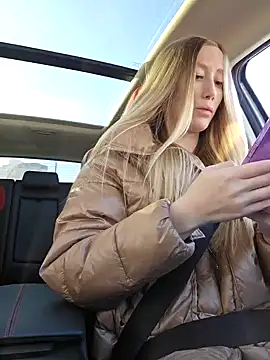 Snapshot of Pussy_Drive03 chatting on February 2025 03:55:02 AM Pussy Drive03 online show from February 2025 03:55:02 AM