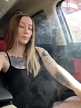 Snapshot of Pussy_Drive03 chatting on September 2025 06:26:01 AM Pussy Drive03 online show from September 2025 06:26:01 AM