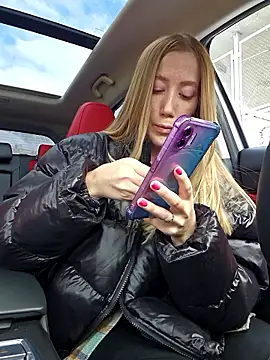 Snapshot of Pussy_Drive03 chatting on October 2025 05:18:01 AM Pussy Drive03 online show from October 2025 05:18:01 AM