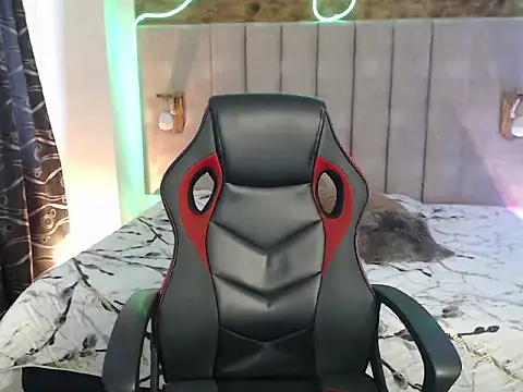 Snapshot of Alektra_bryce chatting on January 2026 07:41:01 PM Alektra bryce online show from January 2026 07:41:01 PM