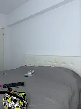 Celine Roxelle online show from December 2025 08:54:02 AM