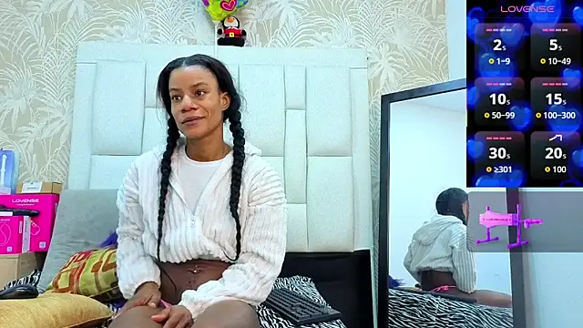 dafnnelewis online show from March 2026 11:16:01 AM