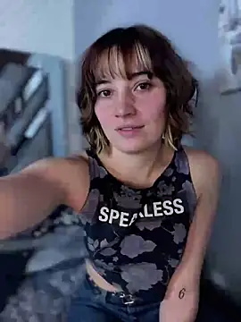 Snapshot of Maggie_Geller chatting on February 2025 05:16:02 PM Maggie Geller online show from February 2025 05:16:02 PM