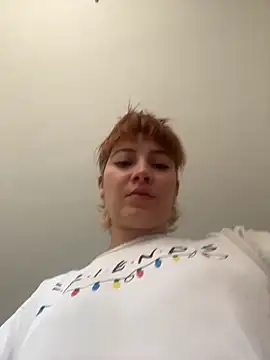 Snapshot of Maggie_Geller chatting on October 2025 05:02:02 PM Maggie Geller online show from October 2025 05:02:02 PM