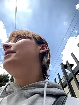 Snapshot of Maggie_Geller chatting on December 2025 05:08:02 PM Maggie Geller online show from December 2025 05:08:02 PM