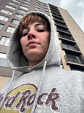 Maggie Geller online show from February 2026 05:53:02 PM