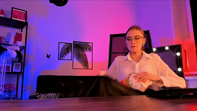 KiraMontoya online show from March 2025 12:08:01 AM