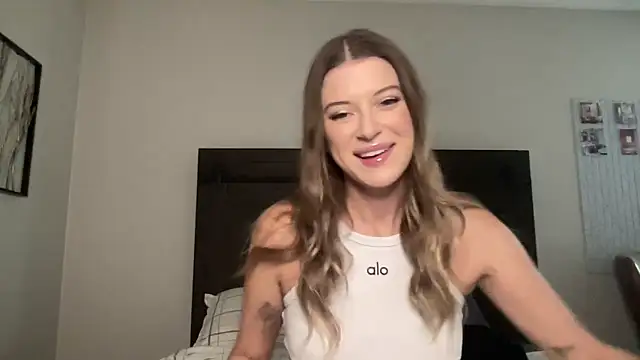 Snapshot of rileydepp chatting on December 2025 10:19:01 PM rileydepp online show from December 2025 10:19:01 PM