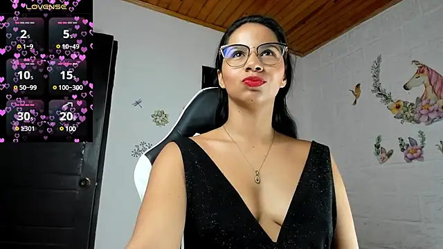 Snapshot of alisson_hoffman05 chatting on March 2025 03:12:02 PM alisson hoffman05 online show from March 2025 03:12:02 PM