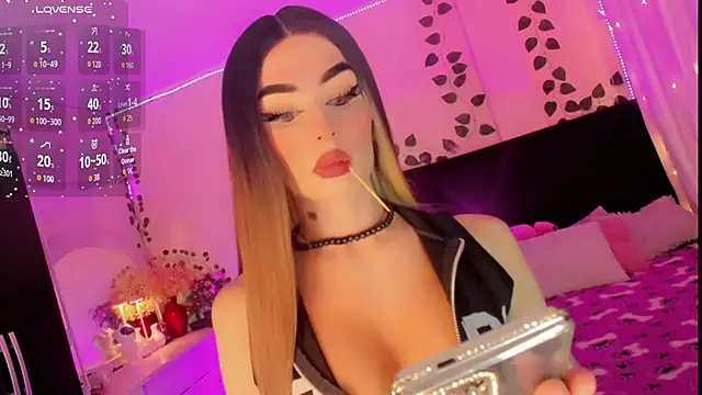 Snapshot of Irina_milkmaid chatting on December 2025 02:31:01 AM Irina milkmaid online show from December 2025 02:31:01 AM