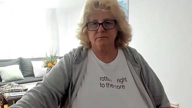 Snapshot of NoraJohnson6 chatting on September 2025 08:30:01 AM NoraJohnson6 online show from September 2025 08:30:01 AM