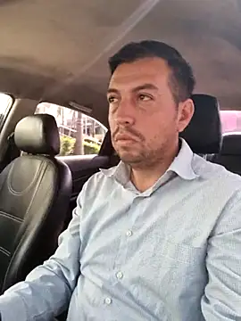 reyarturs13 online show from February 2025 02:43:01 PM