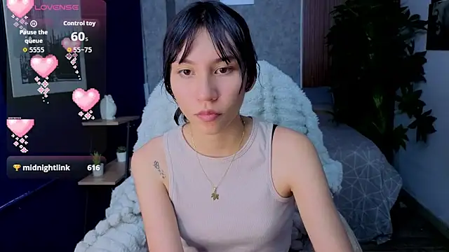 Miaa Lee7 online show from May 2026 09:12:01 PM