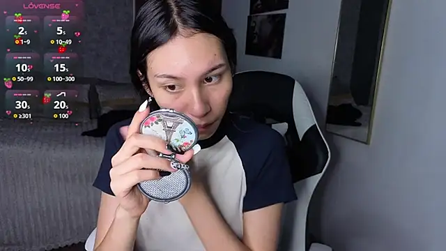 Miaa Lee7 online show from July 2026 07:49:02 PM