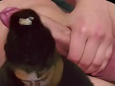 Snapshot of isabellapurple chatting on October 2025 01:16:02 AM isabellapurple online show from October 2025 01:16:02 AM