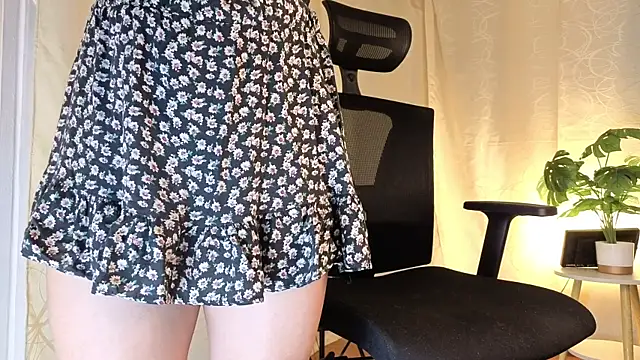 sophia dumont online show from July 2026 01:14:02 PM