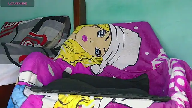 Snapshot of blondiebbc chatting on October 2025 05:01:01 PM blondiebbc online show from October 2025 05:01:01 PM