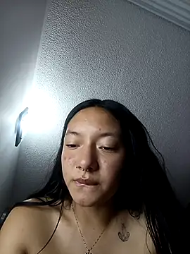 Snapshot of CuteHarper chatting on February 2025 04:03:02 AM CuteHarper online show from February 2025 04:03:02 AM