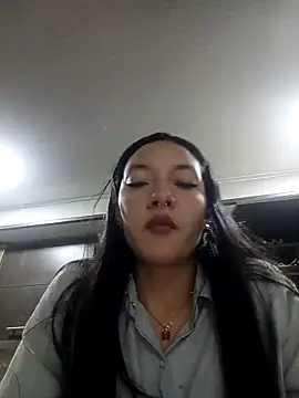 Snapshot of CuteHarper chatting on March 2025 04:24:02 AM CuteHarper online show from March 2025 04:24:02 AM