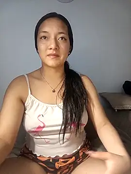 Snapshot of CuteHarper chatting on November 2025 01:47:01 AM CuteHarper online show from November 2025 01:47:01 AM