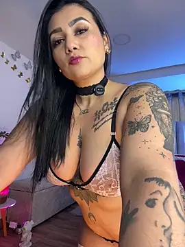 Snapshot of Madissonlove_1 chatting on February 2026 12:45:01 PM Madissonlove 1 online show from February 2026 12:45:01 PM