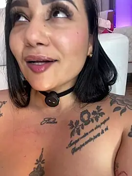 Snapshot of Madissonlove_1 chatting on February 2026 05:57:02 PM Madissonlove 1 online show from February 2026 05:57:02 PM