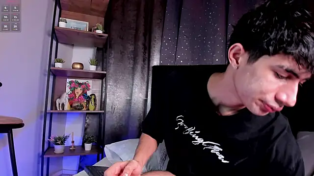 NovaaWheler online show from October 2025 01:57:02 PM