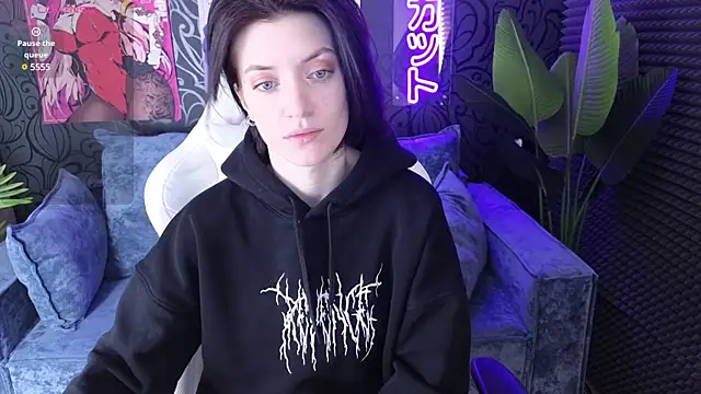 roxy riot  online show from February 2025 01:25:02 AM