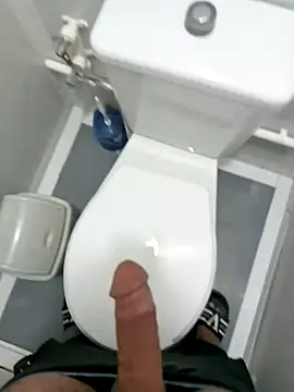 Snapshot of bigcockturk3 chatting on February 2025 01:05:01 PM bigcockturk3 online show from February 2025 01:05:01 PM