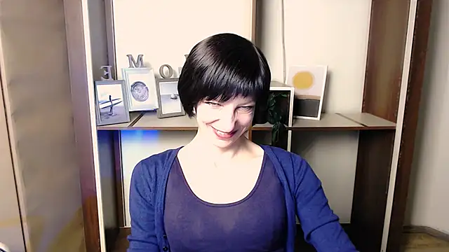  AngeliaFlow  online show from December 2025 11:26:02 AM