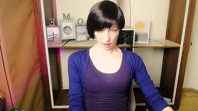  AngeliaFlow  online show from January 2026 11:15:02 AM