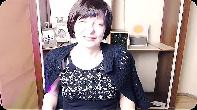  AngeliaFlow  online show from April 2026 08:25:01 AM