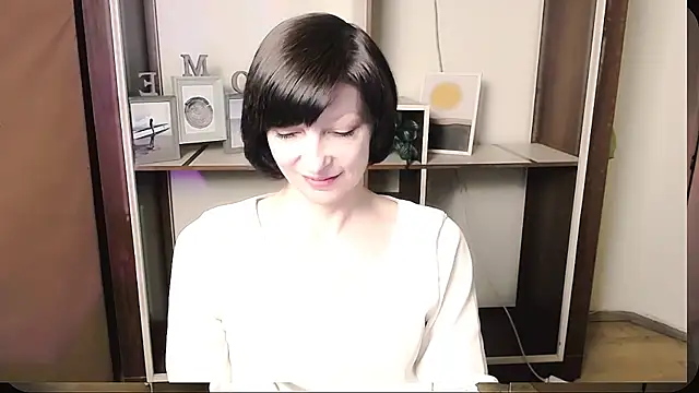  AngeliaFlow  online show from May 2026 07:27:01 AM