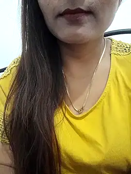 Snapshot of Deepcha1991 chatting on February 2025 08:05:01 PM Deepcha1991 online show from February 2025 08:05:01 PM