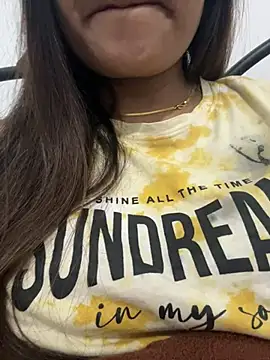 Snapshot of Deepcha1991 chatting on February 2025 11:43:02 PM Deepcha1991 online show from February 2025 11:43:02 PM