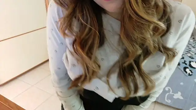 Snapshot of bambolina_sexy1985 chatting on November 2025 08:38:01 AM bambolina sexy1985 online show from November 2025 08:38:01 AM